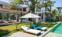 5 Bedrooms Villa Canggu Beachside Villas - Gu in Canggu